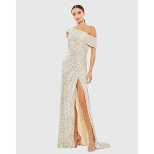 Mac Duggal 26550 Sequined Drop Shoulder Gown Size 0